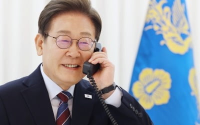 李대통령 국정 기대감 58.2%…민주 48.0%·국힘 34.8% [리얼미터]